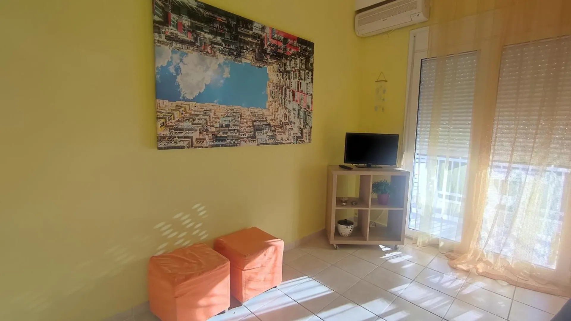 Cosy Apartment By The Sea Metamorfosi  Greece