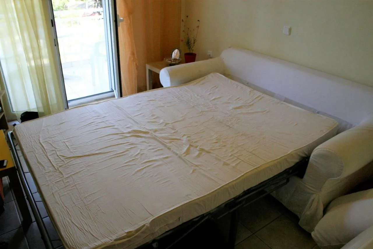 Cosy Apartment By The Sea Metamorfosi  Greece